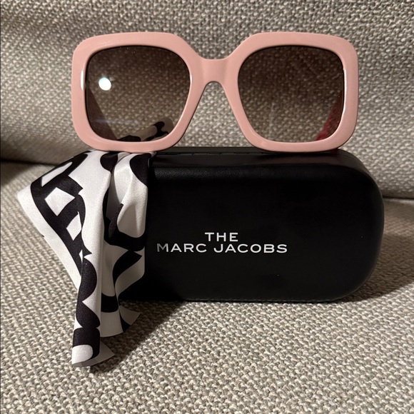 Marc Jacobs Pink Sunglasses - Picture 1 of 6
